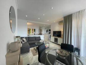2-Bed Apartment - Sea View - 10m From Puerto Banus
